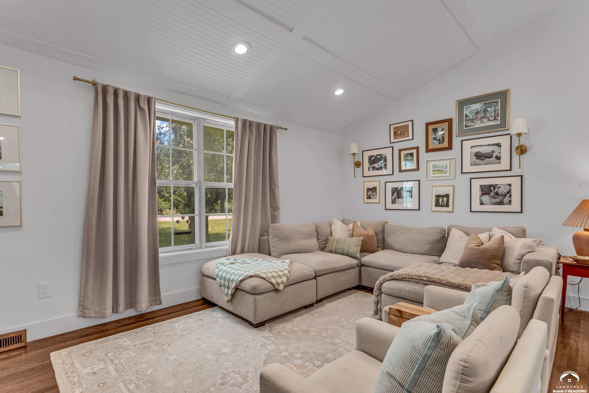 1111 North 1712th Road Lawrence, KS 66049 - Photo 31 of 67 Gallery Image 31
