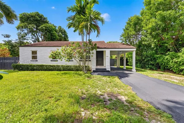 $5,500 | 5800 Southwest 61st Street, Miami, FL 33143