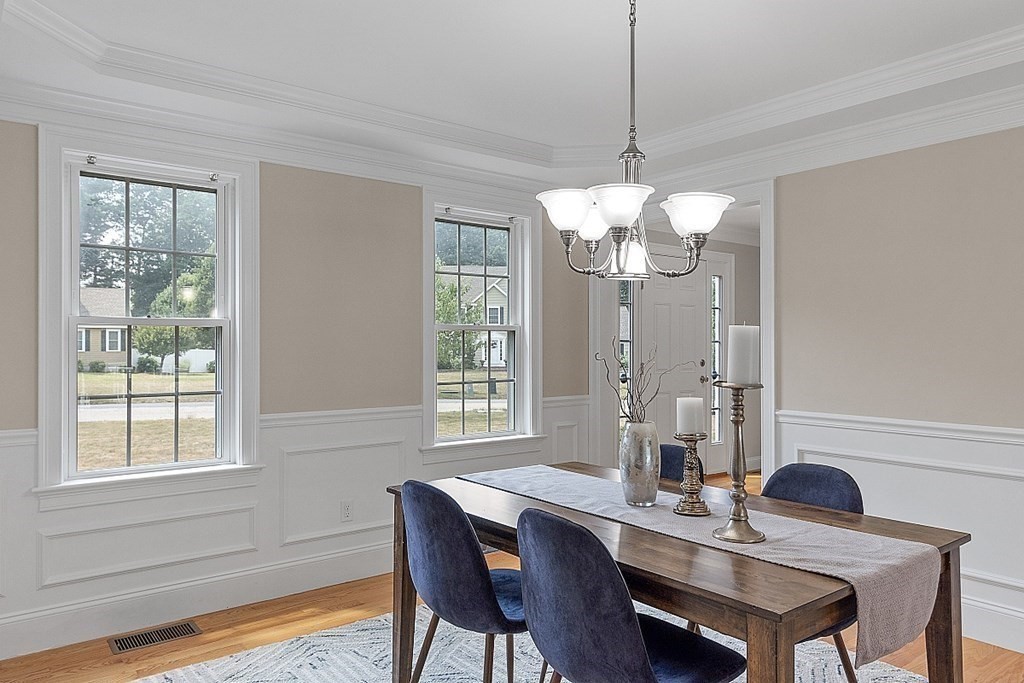 26 Gray Farm Road Littleton, MA 01460 - Photo 11 of 42 Gallery Image 11