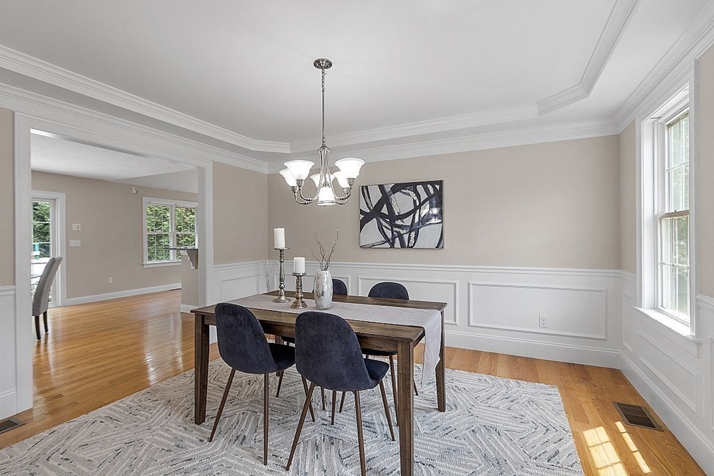 26 Gray Farm Road Littleton, MA 01460 - Photo 4 of 42 Gallery Image 4