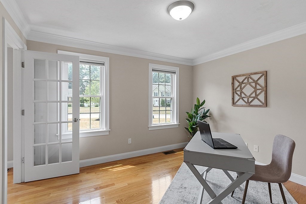 26 Gray Farm Road Littleton, MA 01460 - Photo 5 of 42 Gallery Image 5