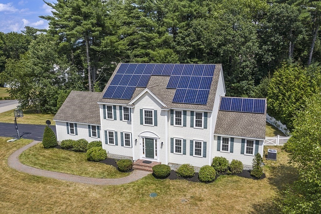 26 Gray Farm Road Littleton, MA 01460 - Photo 8 of 42 Gallery Image 8