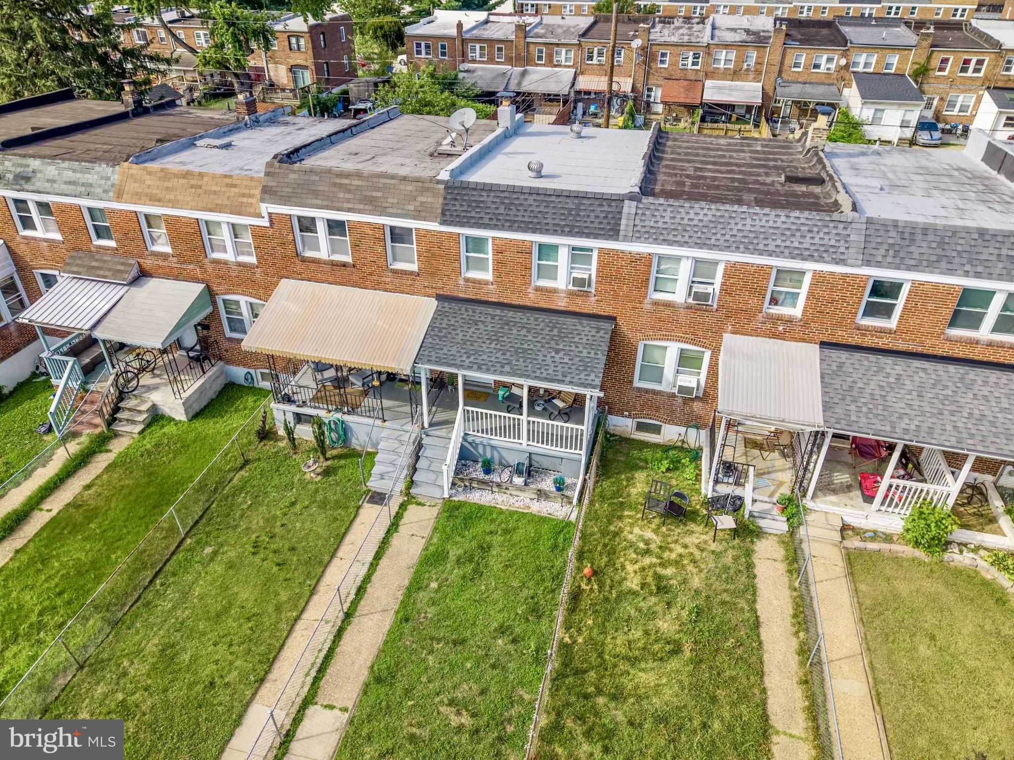 234 West Edgevale Road Baltimore, MD 21225 - Photo 28 of 45 Charming row homes with inviting porches.