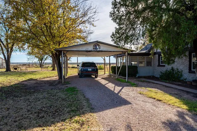 $385,000 | 829 Highway 180, McCaulley, TX 79534
