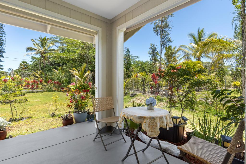 15-1622 12th Avenue Keaau, HI 96749 - Photo 19 of 30 a view of a outdoor seating area
