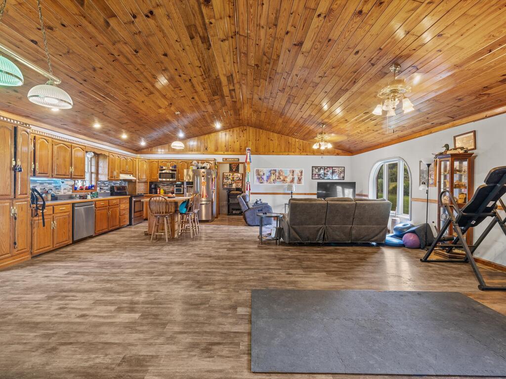 3371 State Route 147 Sebree, KY 42455 - Photo 2 of 17 Gallery Image 2