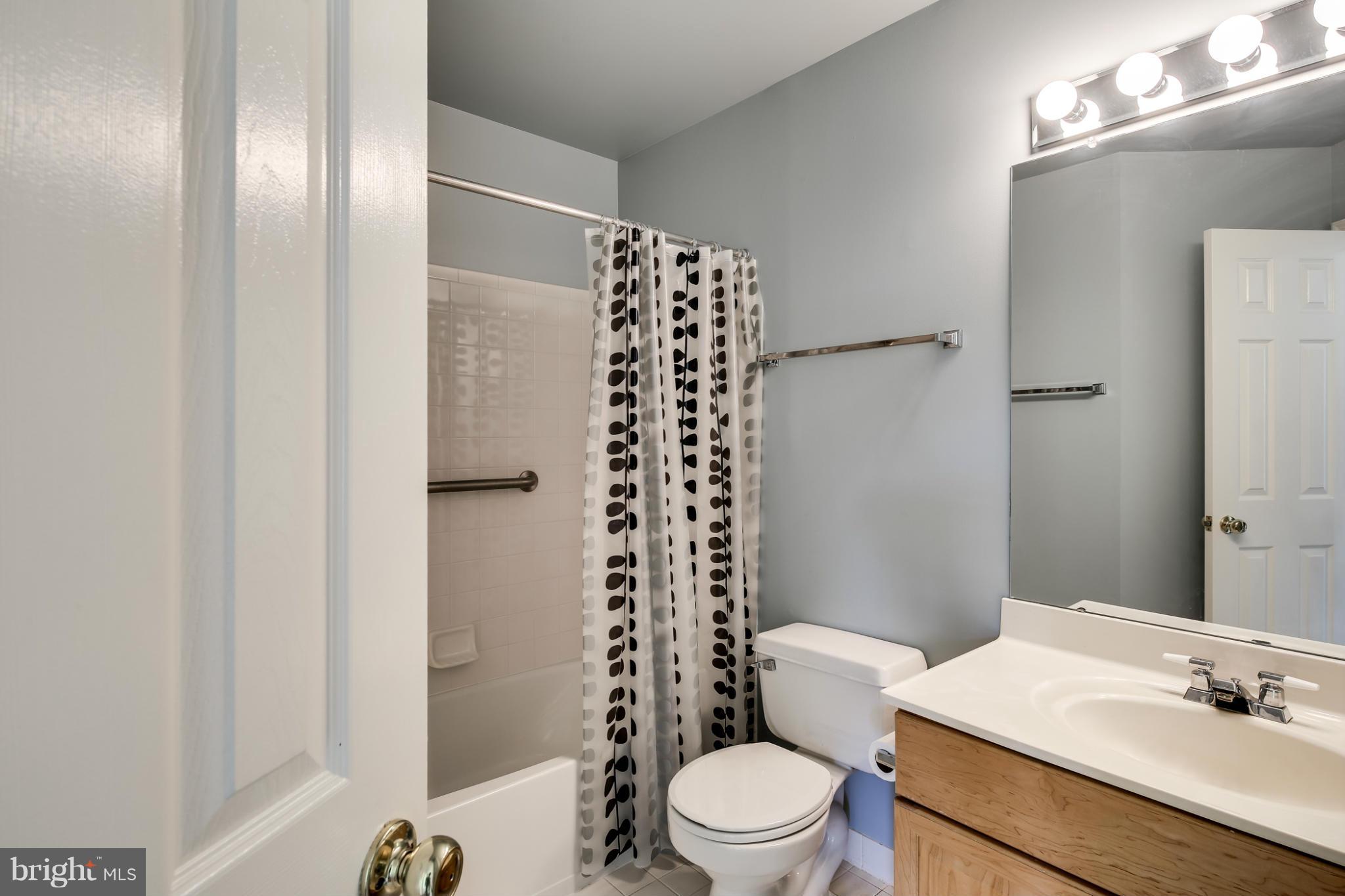 2447 Rippling Brook Road Frederick, MD 21701 - Photo 22 of 30 Bath