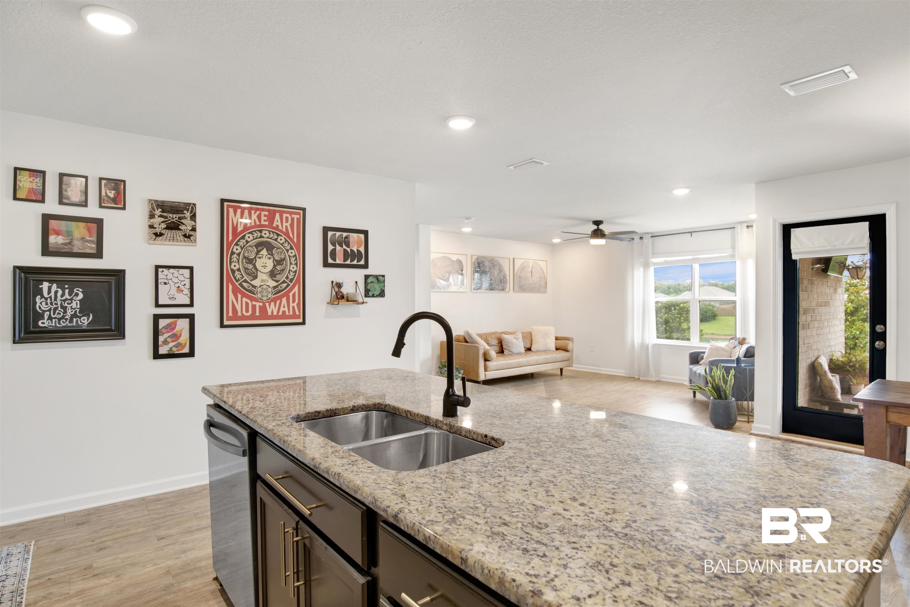 8353 Irwin Loop Daphne, AL 36526 - Photo 8 of 39 Gallery Image 8