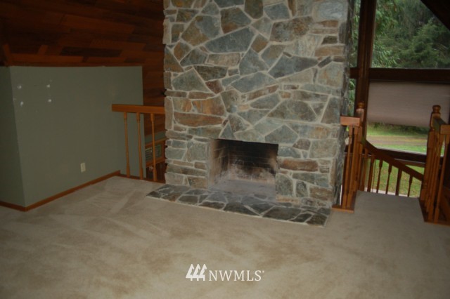 5537 Knight Road Bellingham, WA 98226 - Photo 13 of 20