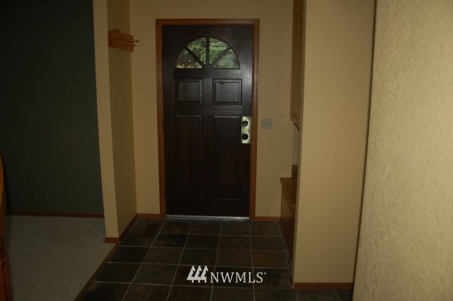 5537 Knight Road Bellingham, WA 98226 - Photo 3 of 20