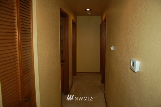 5537 Knight Road Bellingham, WA 98226 - Photo 7 of 20