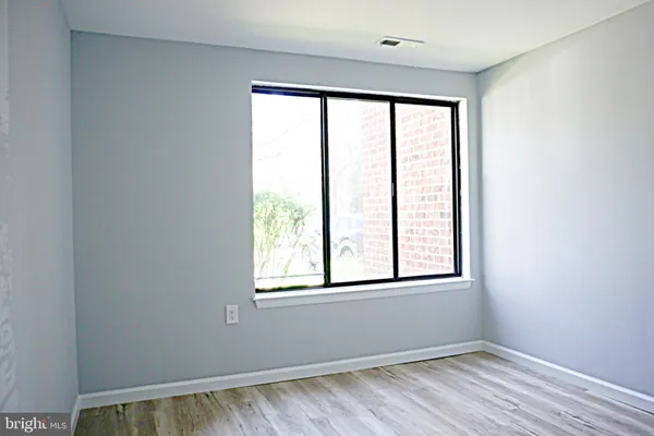 $282,000 | 13207 Chalet Drive, Unit 104, Germantown, MD 20874