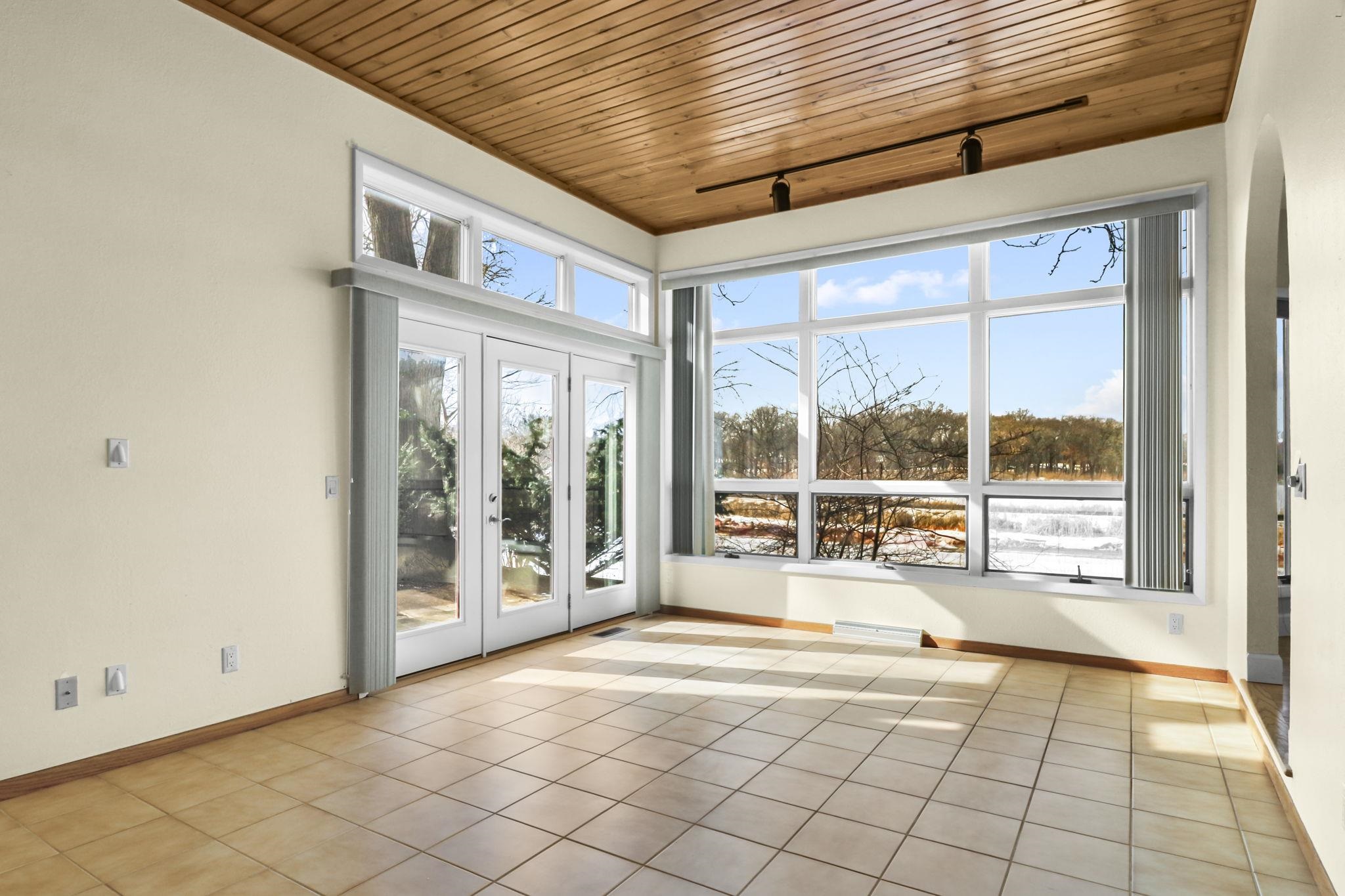 1122 Middleton Street Madison, WI 53717 - Photo 20 of 47