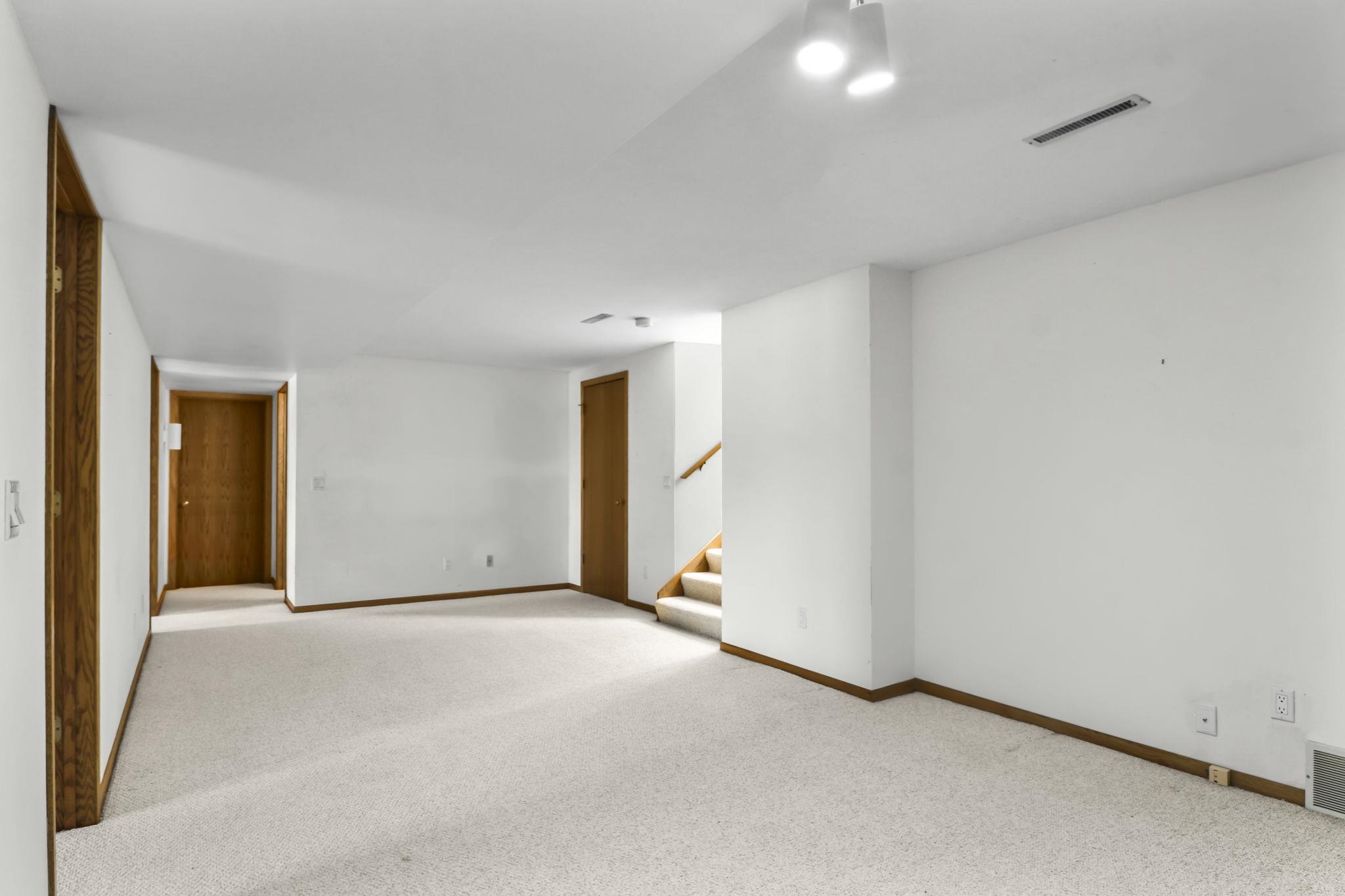 1122 Middleton Street Madison, WI 53717 - Photo 36 of 47