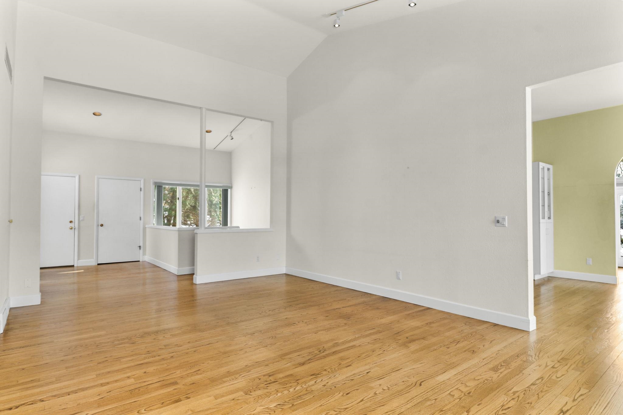 1122 Middleton Street Madison, WI 53717 - Photo 10 of 47