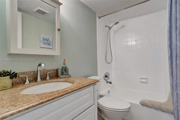 $2,500 | 400 North Riverside Drive, Unit 503, Pompano Beach, FL 33062