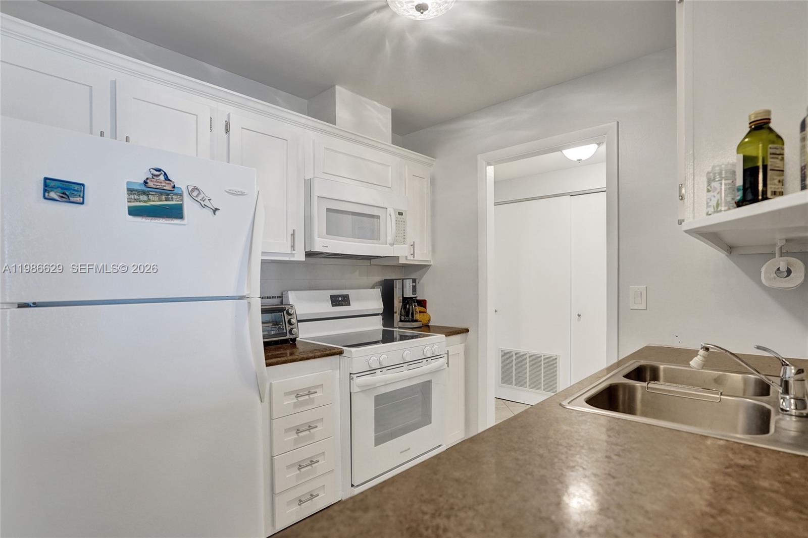 400 North Riverside Drive, Unit 503 Pompano Beach, FL 33062 - Photo 6 of 70