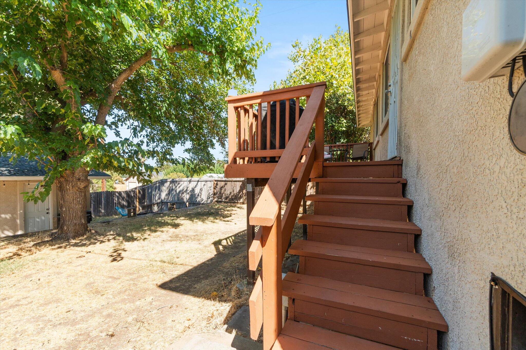 1514 Walbridge Street Red Bluff, CA 96080 - Photo 23 of 36 a view of entryway with wooden floor