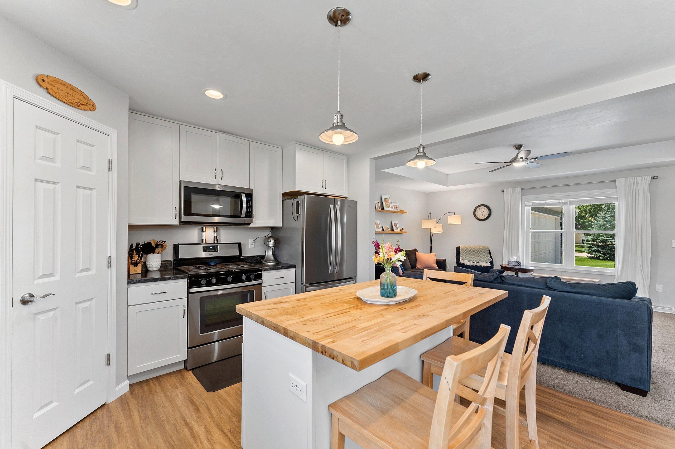 N9182 Dylan Drive Appleton, WI 54915 - Photo 12 of 72
