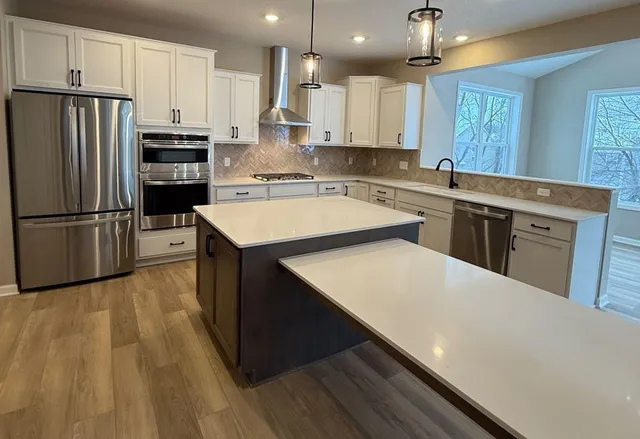 $699,990 | 11528 19th Street Northeast, St. Michael, MN 55376