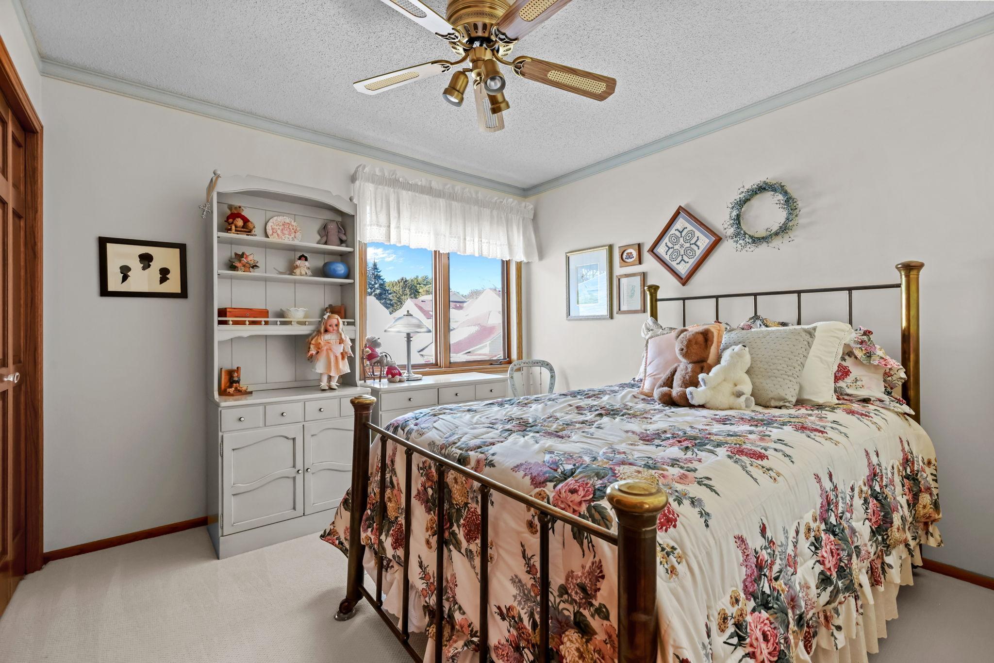 1003 Hill Court Shoreview, MN 55126 - Photo 15 of 19