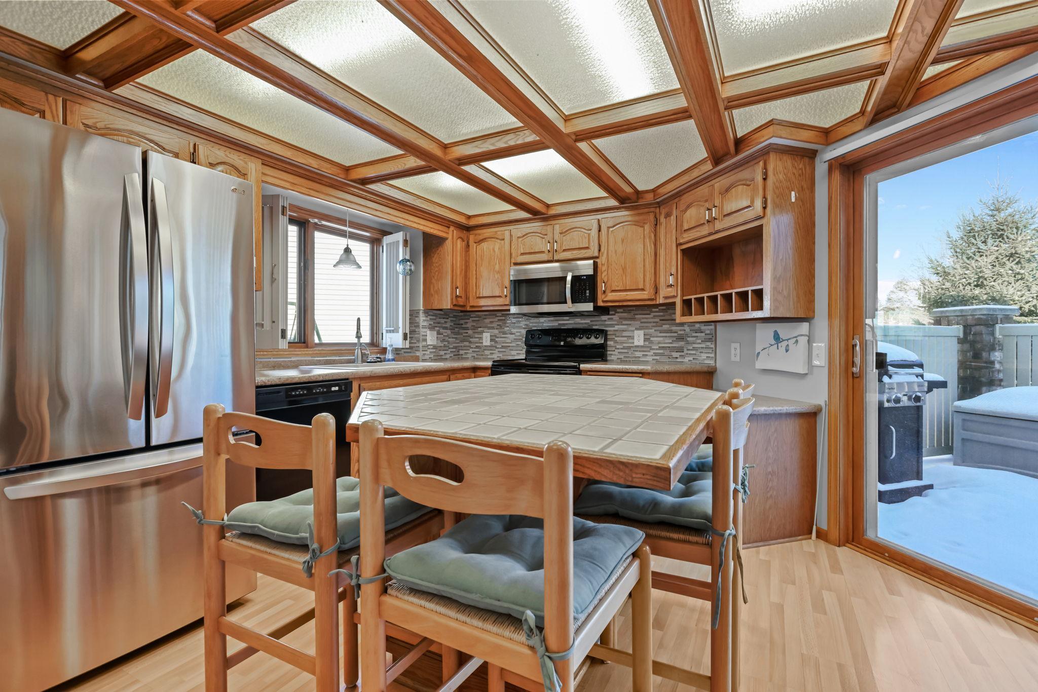 1003 Hill Court Shoreview, MN 55126 - Photo 5 of 19