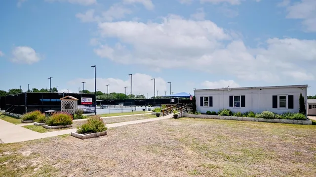 $1,049,900 | 145 Leaning Rock Ridge, Austin, TX 78737