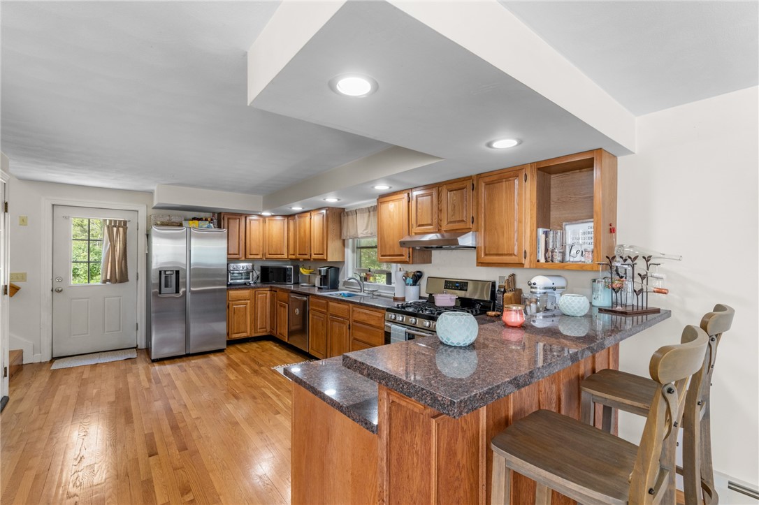 215 West Shore Drive Exeter, RI 02822 - Photo 17 of 39