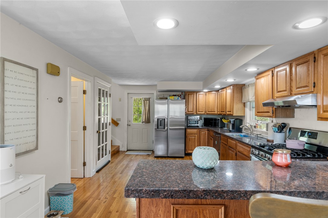 215 West Shore Drive Exeter, RI 02822 - Photo 18 of 39