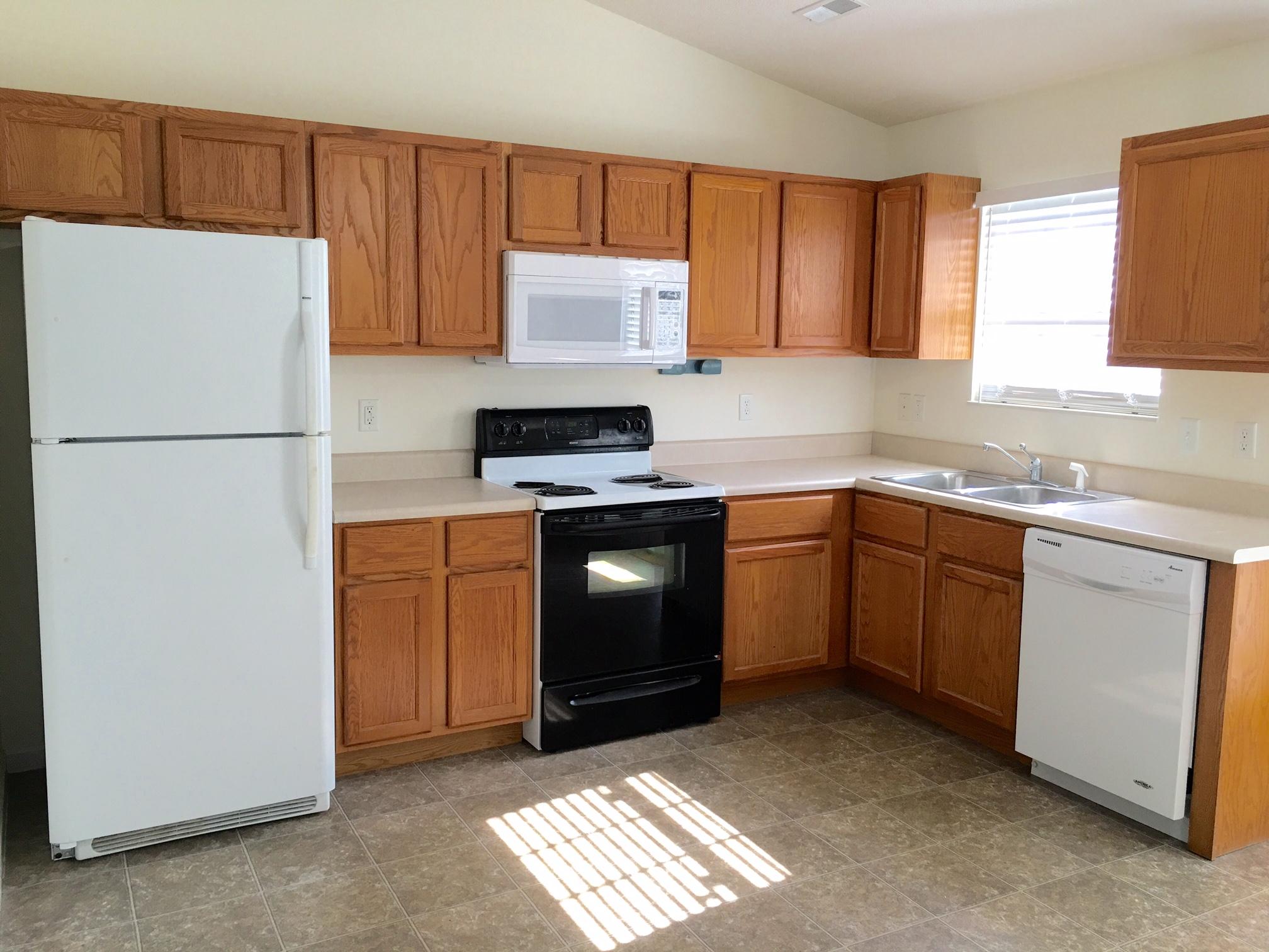 6246 Hugh Willis Road Powell, TN 37849 - Photo 4 of 18 4