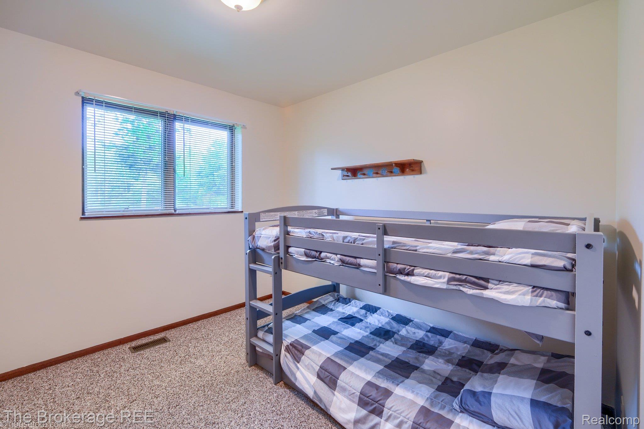 2390 North Vassar Road Davison, MI 48423 - Photo 19 of 46
