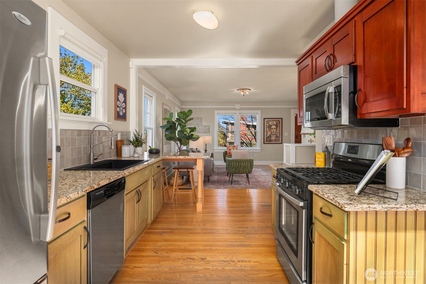 5111 South Hudson Street Seattle, WA 98118 - Photo 12 of 40