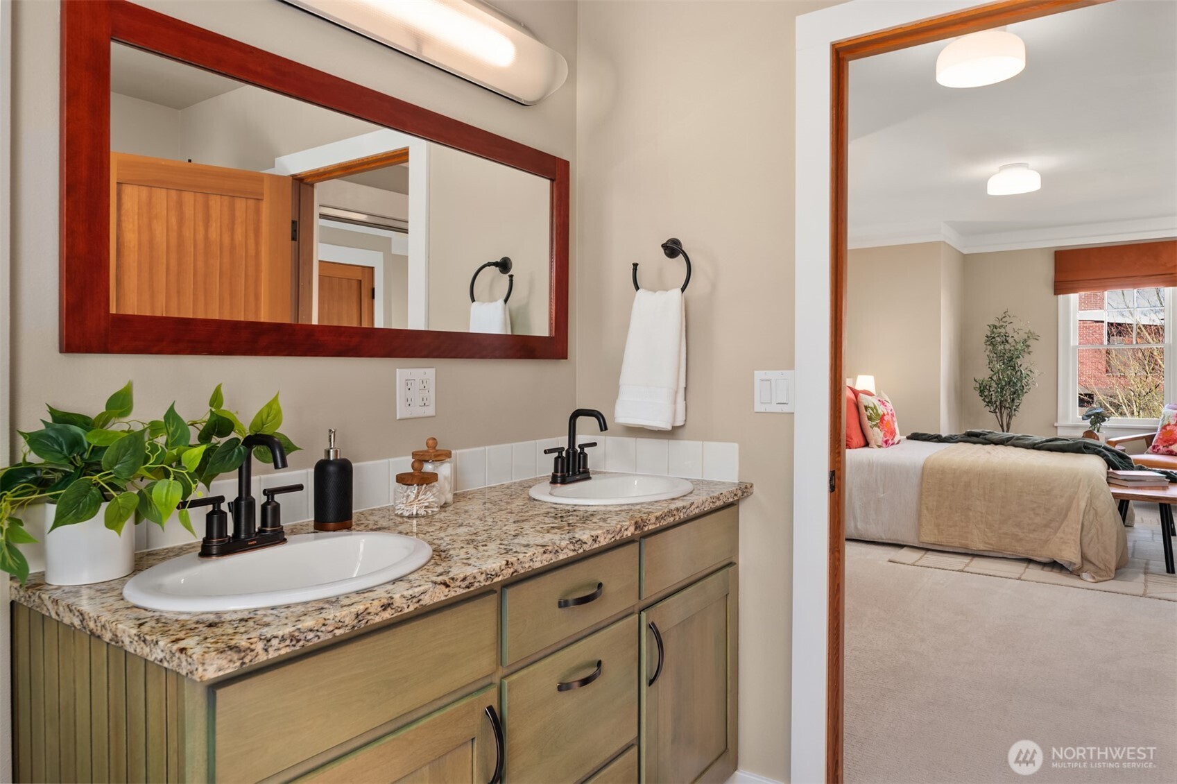 5111 South Hudson Street Seattle, WA 98118 - Photo 19 of 40