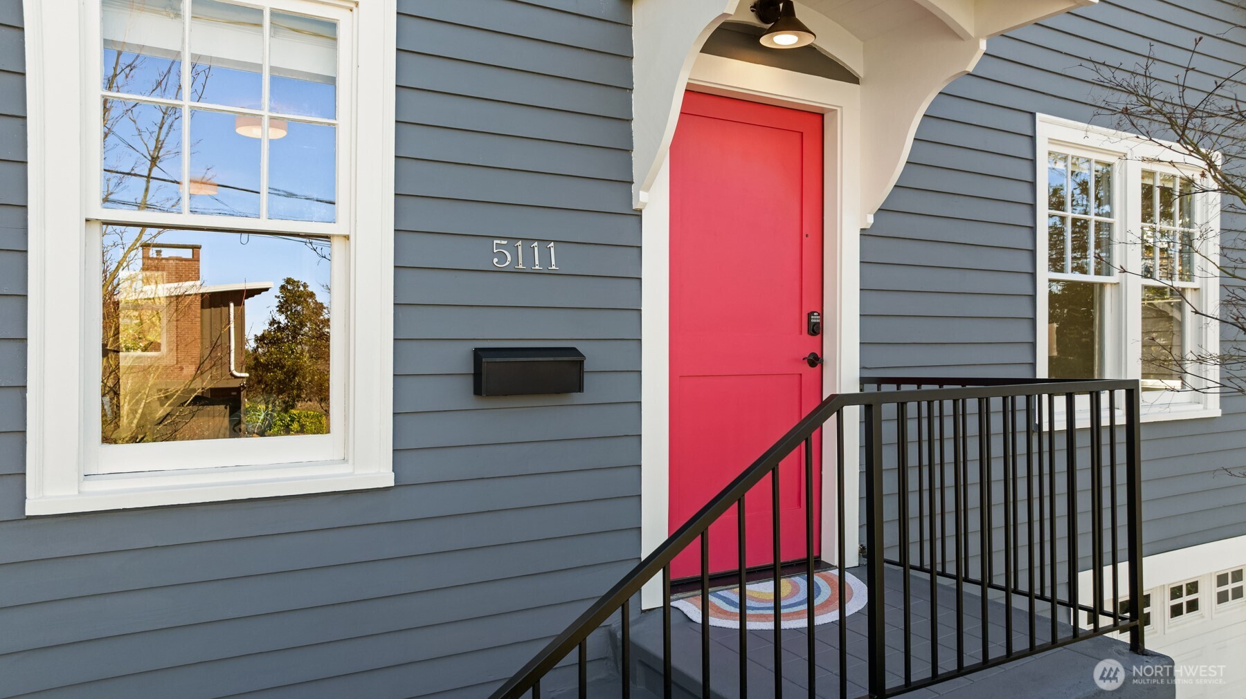5111 South Hudson Street Seattle, WA 98118 - Photo 2 of 40