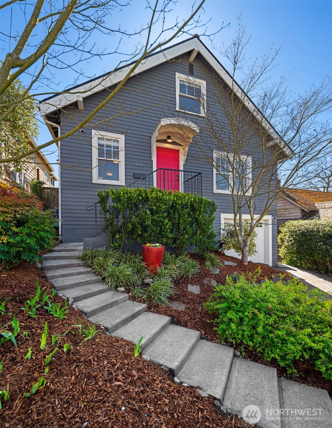 5111 South Hudson Street Seattle, WA 98118 - Photo 5 of 40