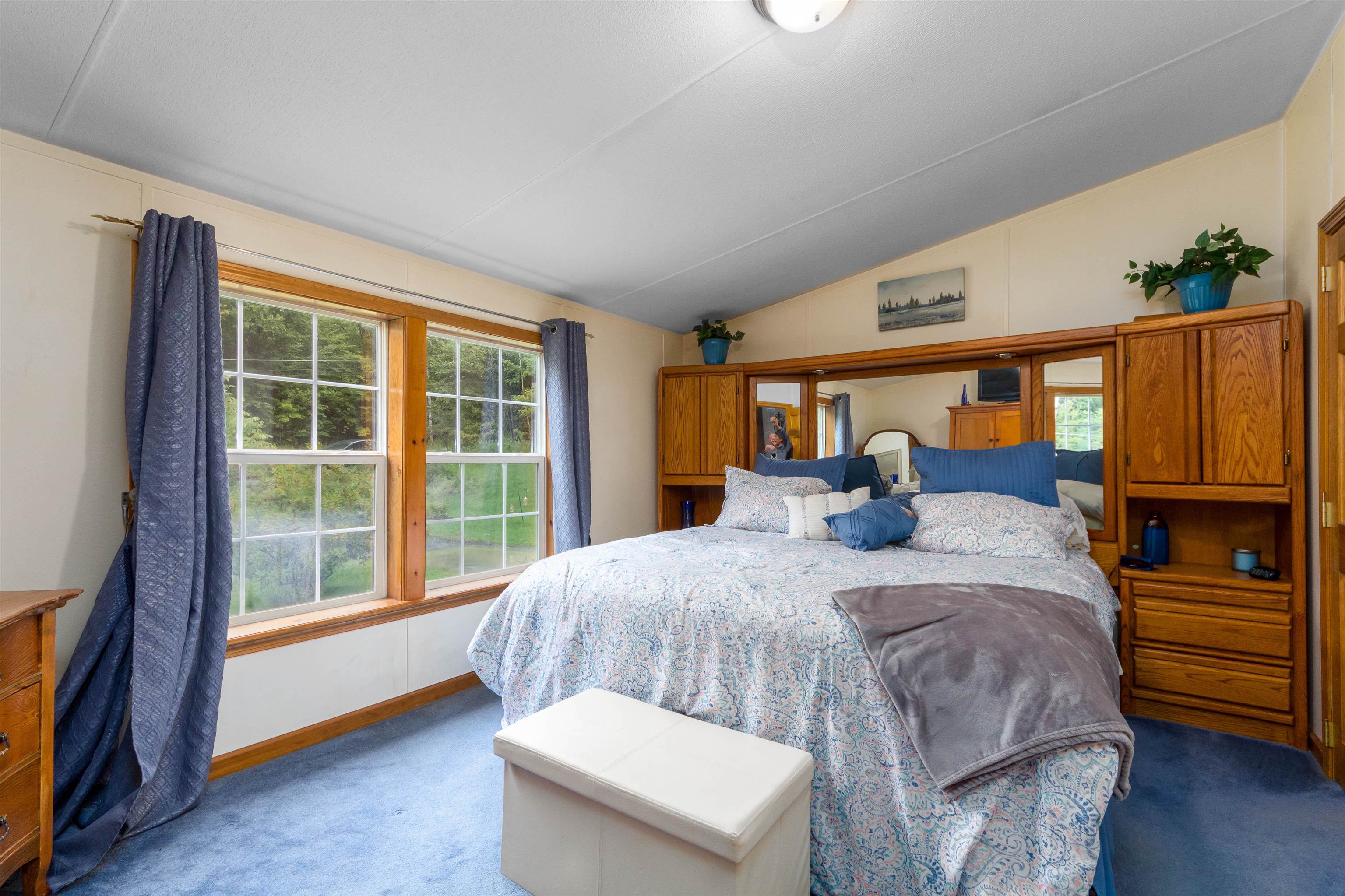 250 Bert White Road Huntington, VT 05462 - Photo 18 of 27 Gallery Image 18