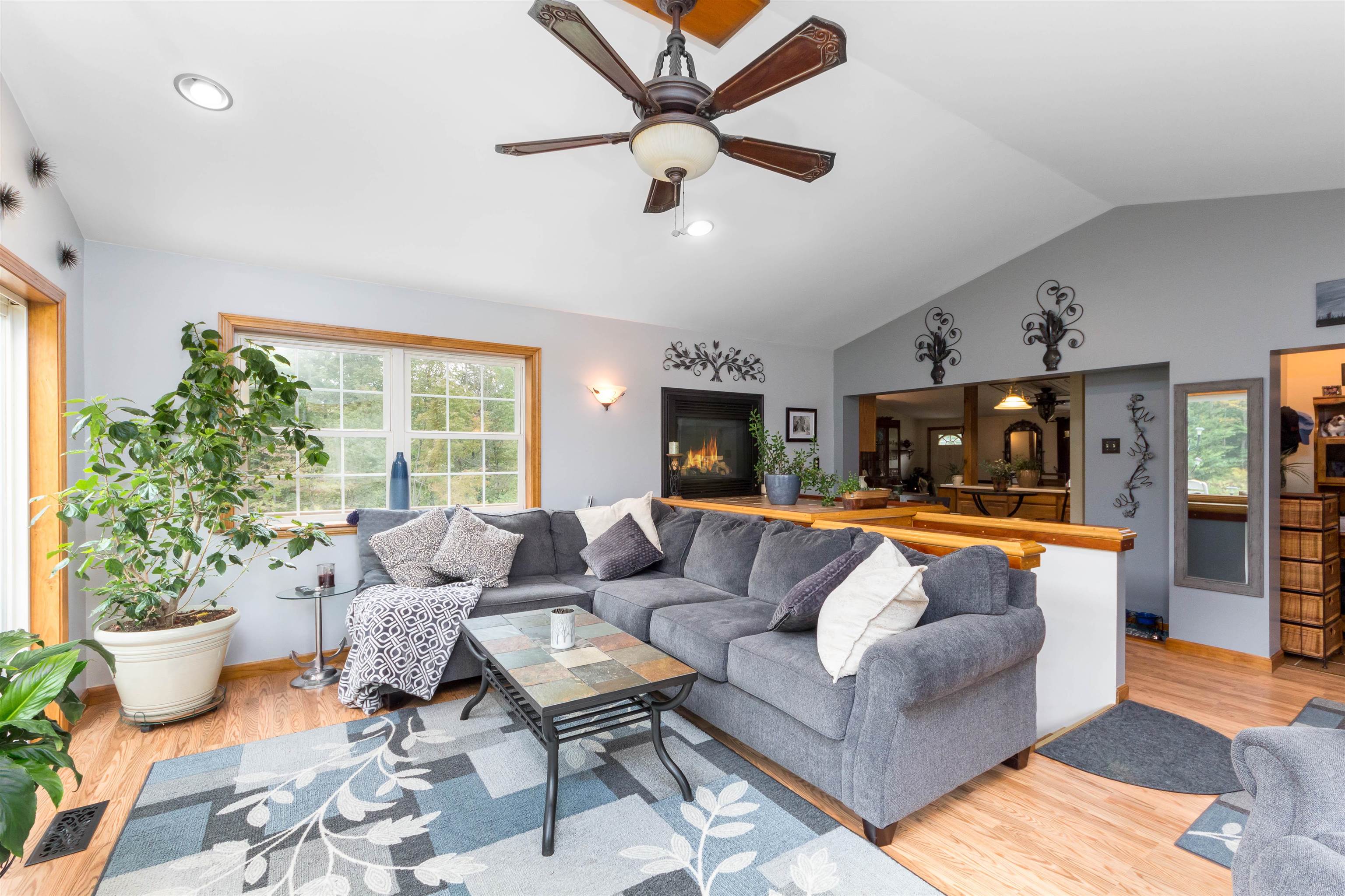 250 Bert White Road Huntington, VT 05462 - Photo 8 of 27 Gallery Image 8
