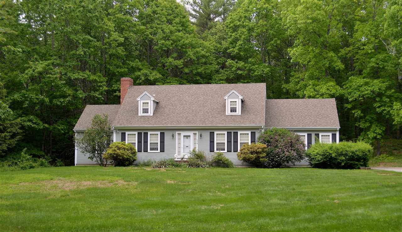 98 High Road Lee, NH 03861 - Photo 4 of 40