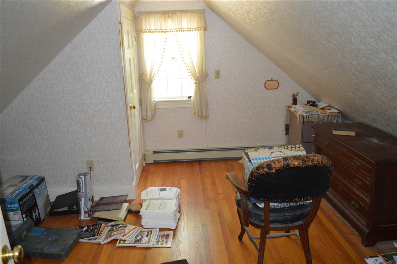 98 High Road Lee, NH 03861 - Photo 31 of 40