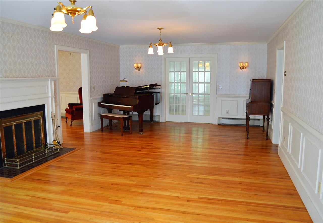 98 High Road Lee, NH 03861 - Photo 10 of 40