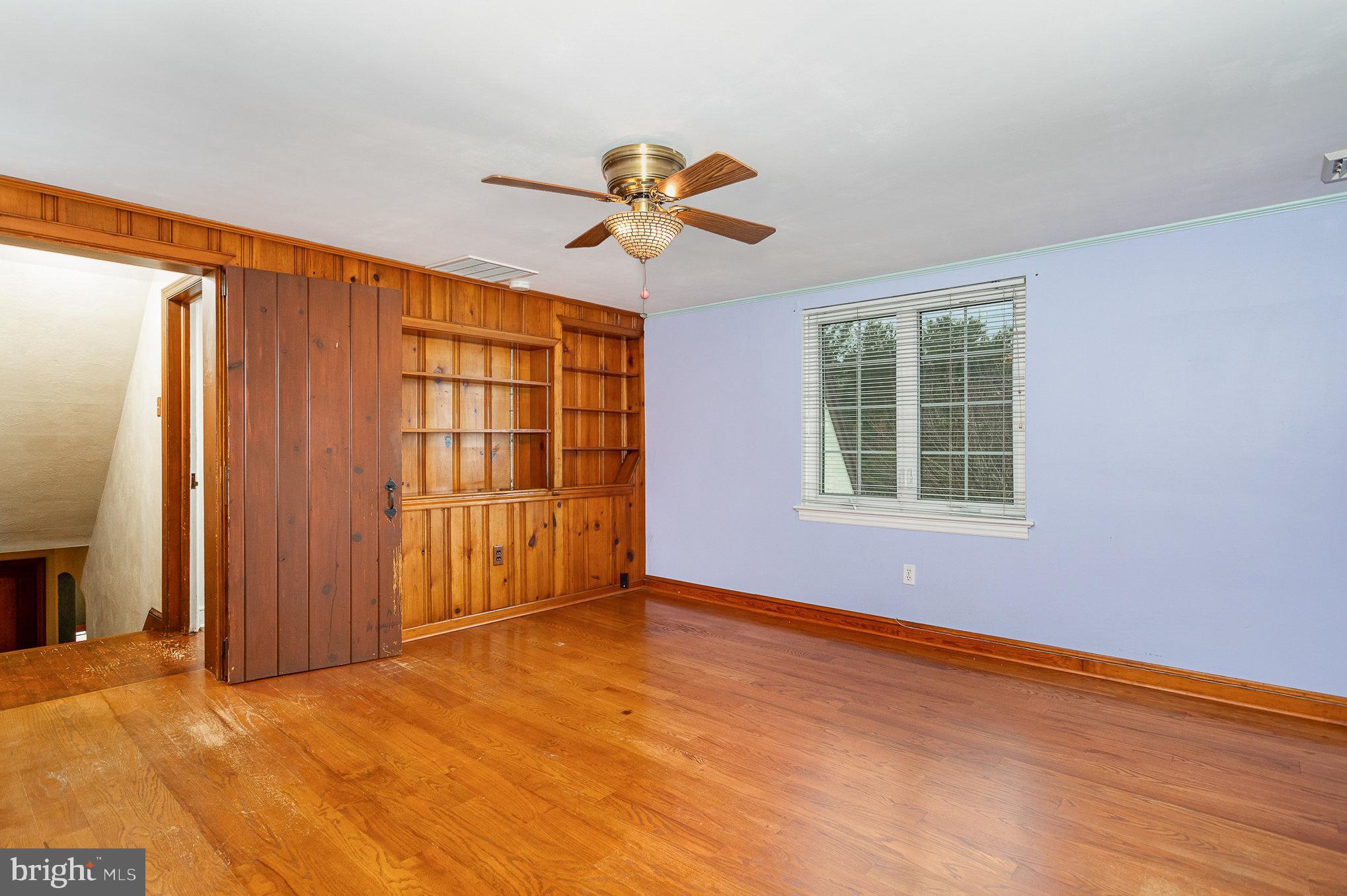 1900 Crescent Road York, PA 17403 - Photo 20 of 39 Second Floor bedroom #1