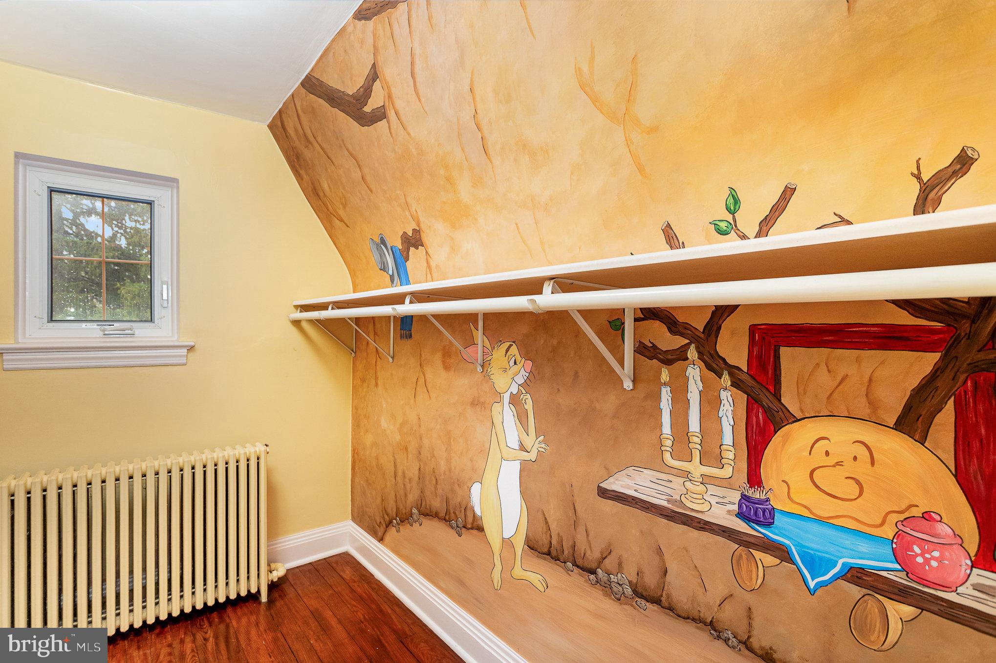 1900 Crescent Road York, PA 17403 - Photo 24 of 39 Second Floor Bedroom #2 Closet