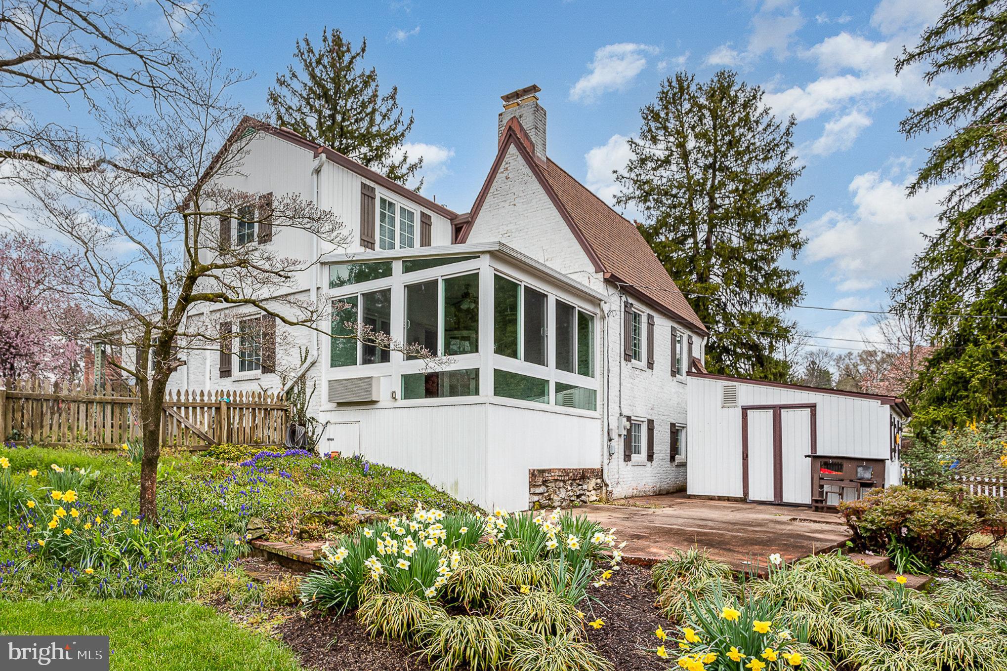 1900 Crescent Road York, PA 17403 - Photo 31 of 39 Back view of house from backyard