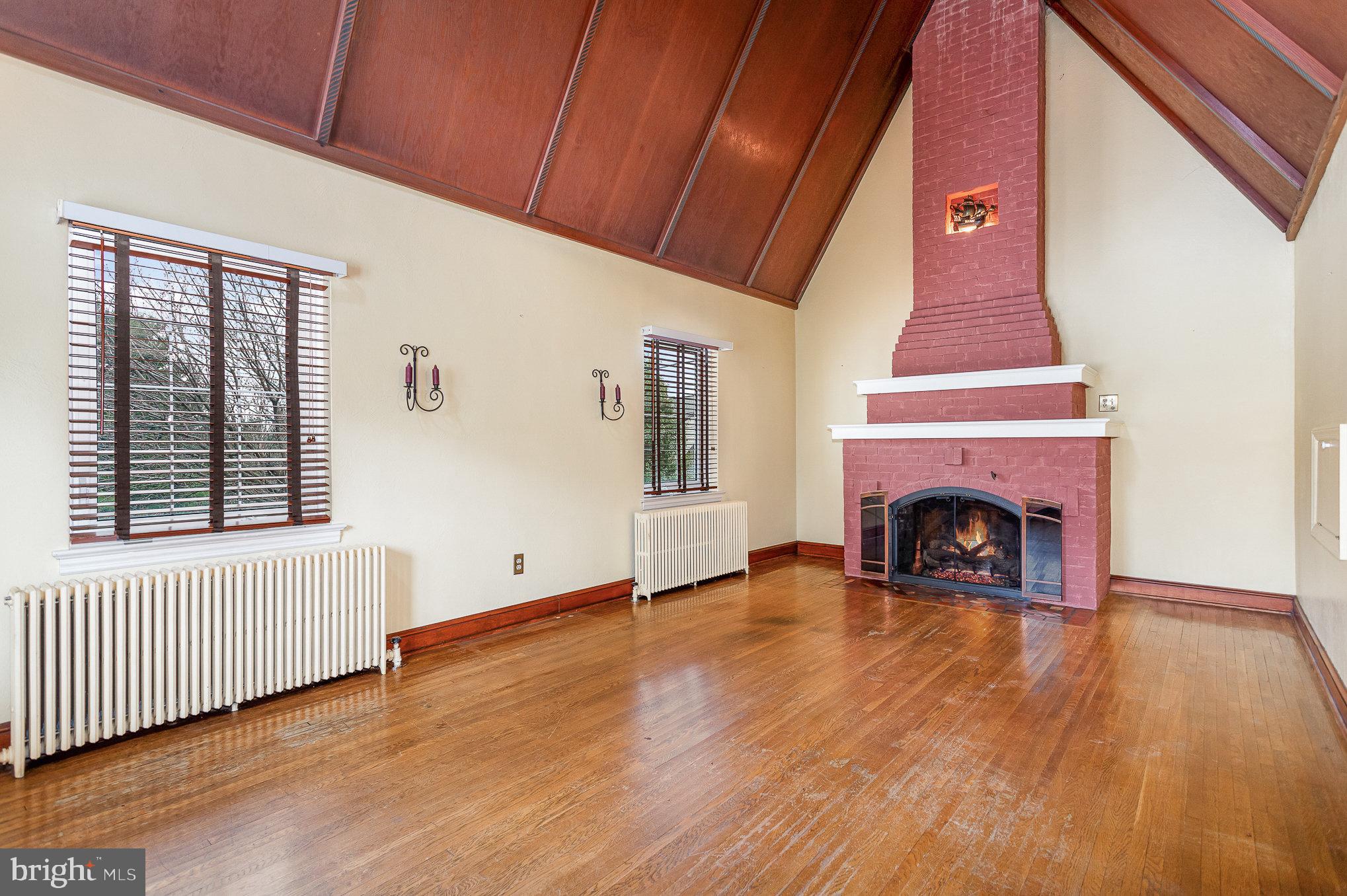 1900 Crescent Road York, PA 17403 - Photo 8 of 39 Living Room w/ Gas Fireplace