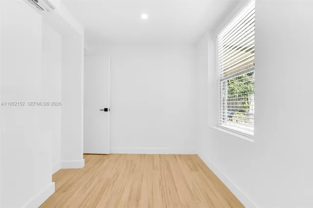 $2,995 | 2419 Coolidge Street, Unit 1, Hollywood, FL 33020