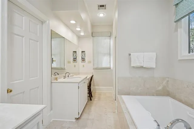 $1,200,000 | 37 Riverdale Drive, Covington, LA 70433