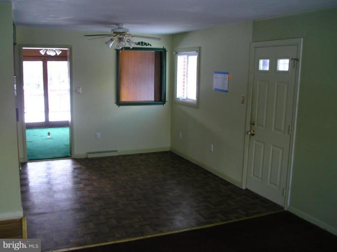 9013 Spring Acres Road Clinton, MD 20735 - Photo 2 of 7 Dining Room