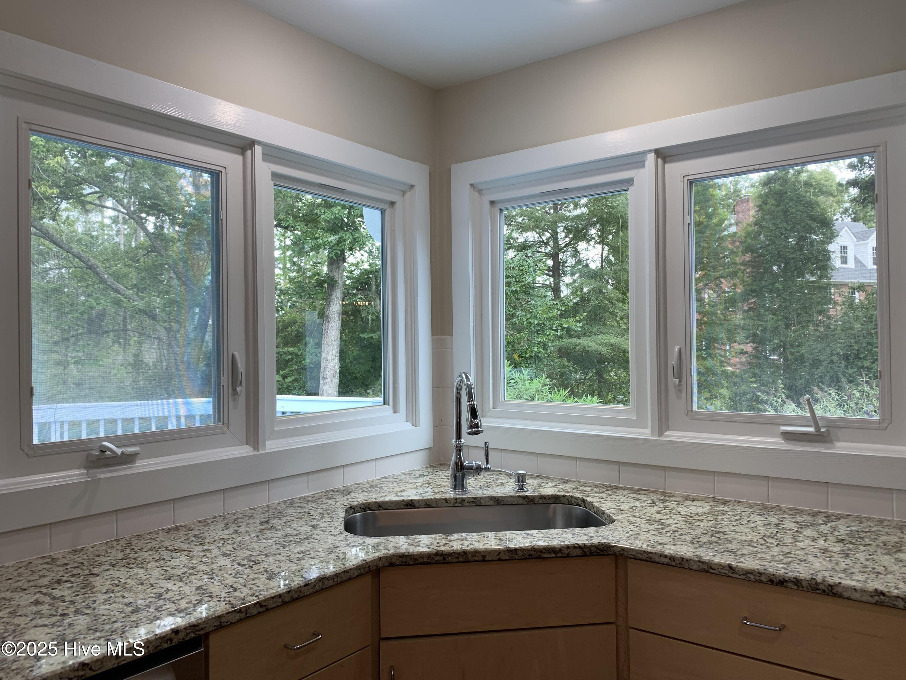 201 Castle Ridge Road New Bern, NC 28562 - Photo 36 of 61 136