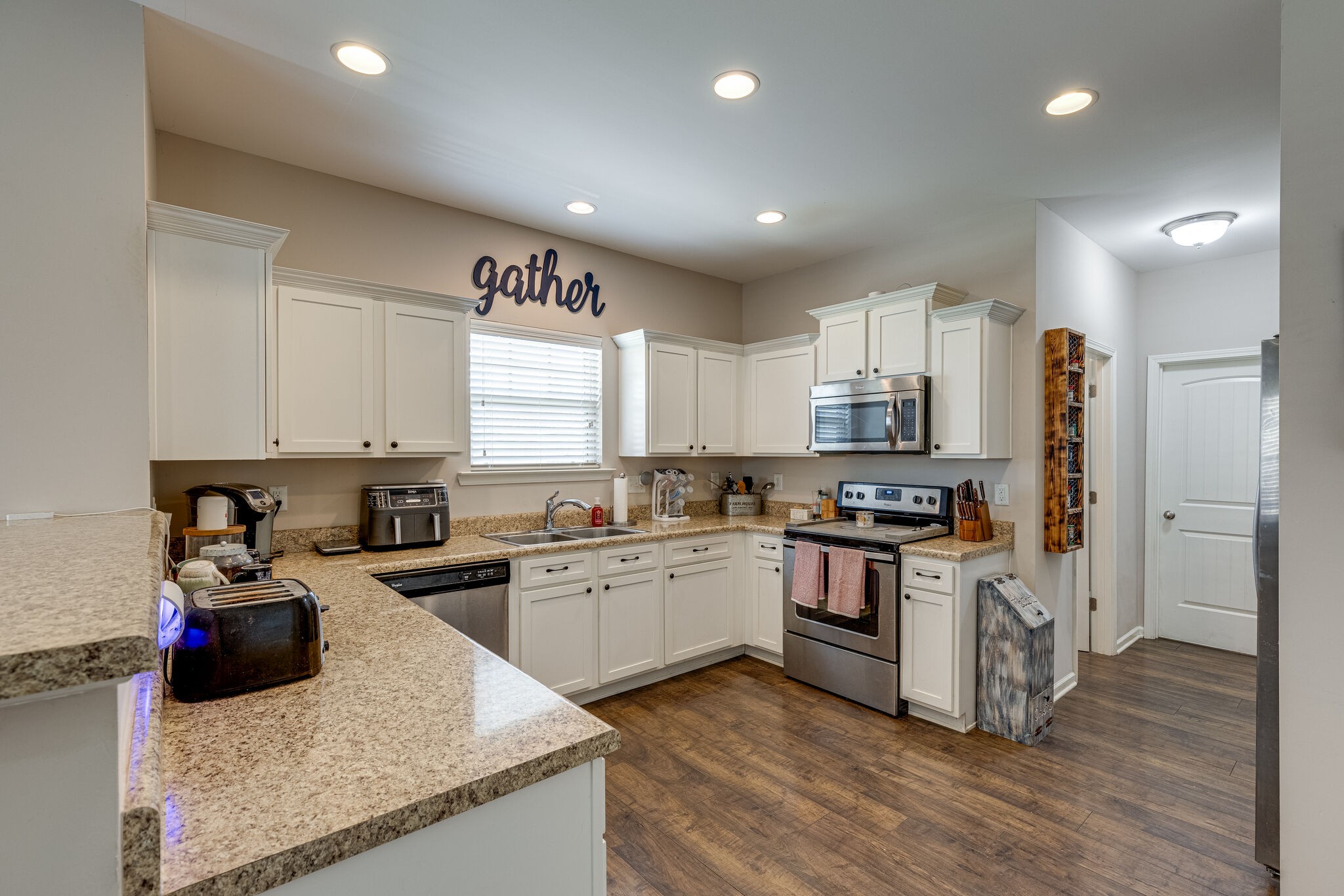 1027 Timber Valley Way Spring Hill, TN 37174 - Photo 6 of 22 Gallery Image 6