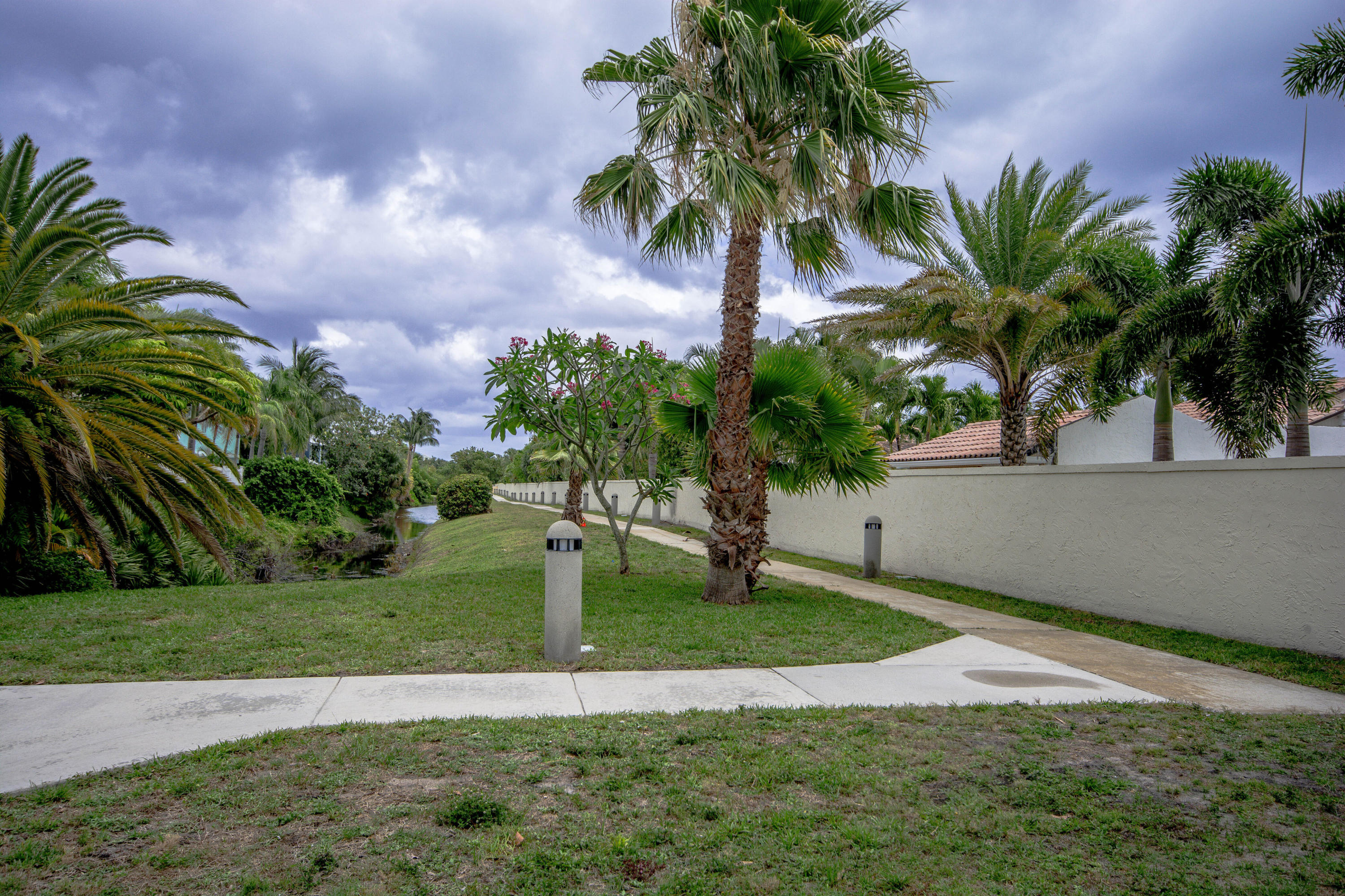 226 Seabreeze Circle Jupiter, FL 33477 - Photo 43 of 62 226 Seabreeze Cir Jupiter FL-print-048-0